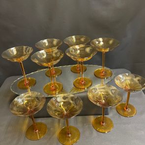 Série de 9 coupes à champagne